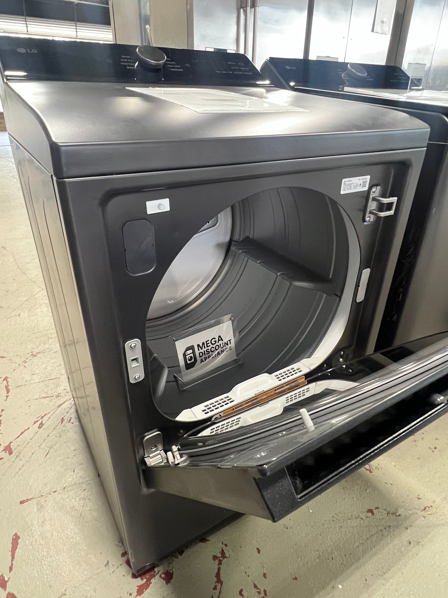 7.3 cu. ft. Ultra Large Capacity Rear Control Gas Dryer with LG EasyLoad™ Door and AI Sensing DLG8401BE