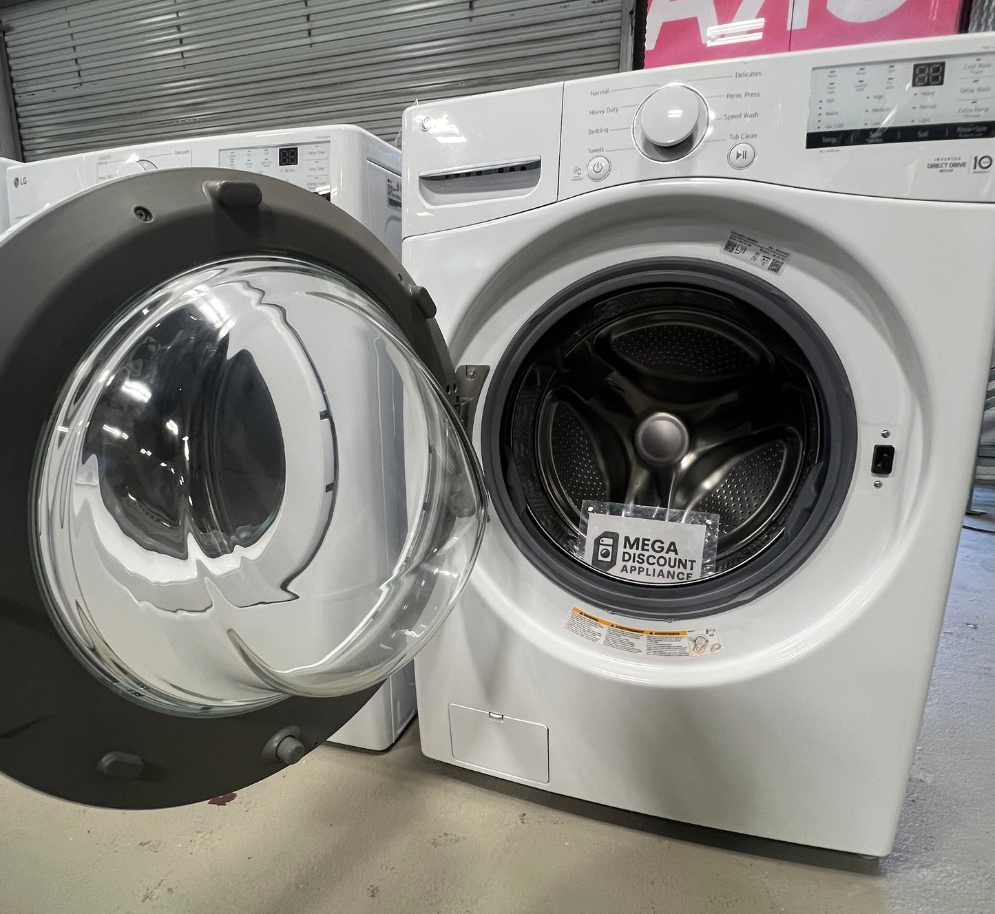 4.5 cu. ft. Ultra Large Front Load Washer WM3400CW #2