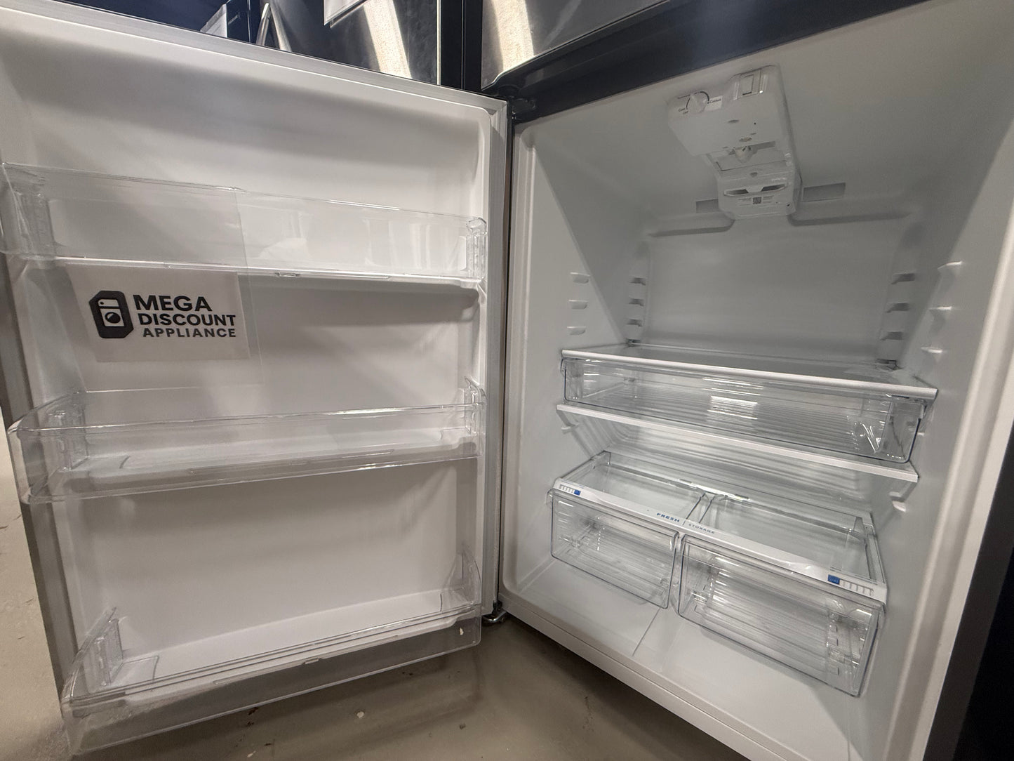 Frigidaire 20 Cu. Ft. Garage Ready Top Freezer Refrigerator FFTR2045VS