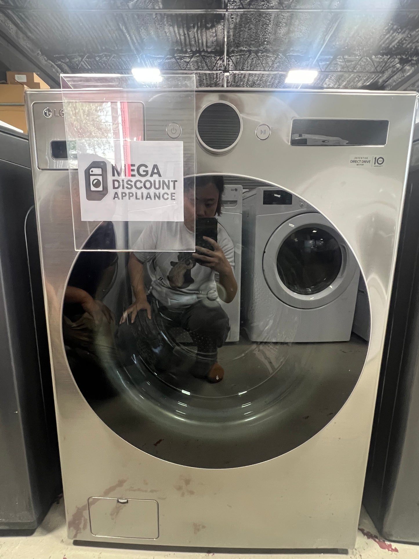 4.5 cu. ft. Capacity Smart Front Load ENERGY STAR Washer with TurboWash® 360° and AI DD® Built-In Intelligence WM5500HVA