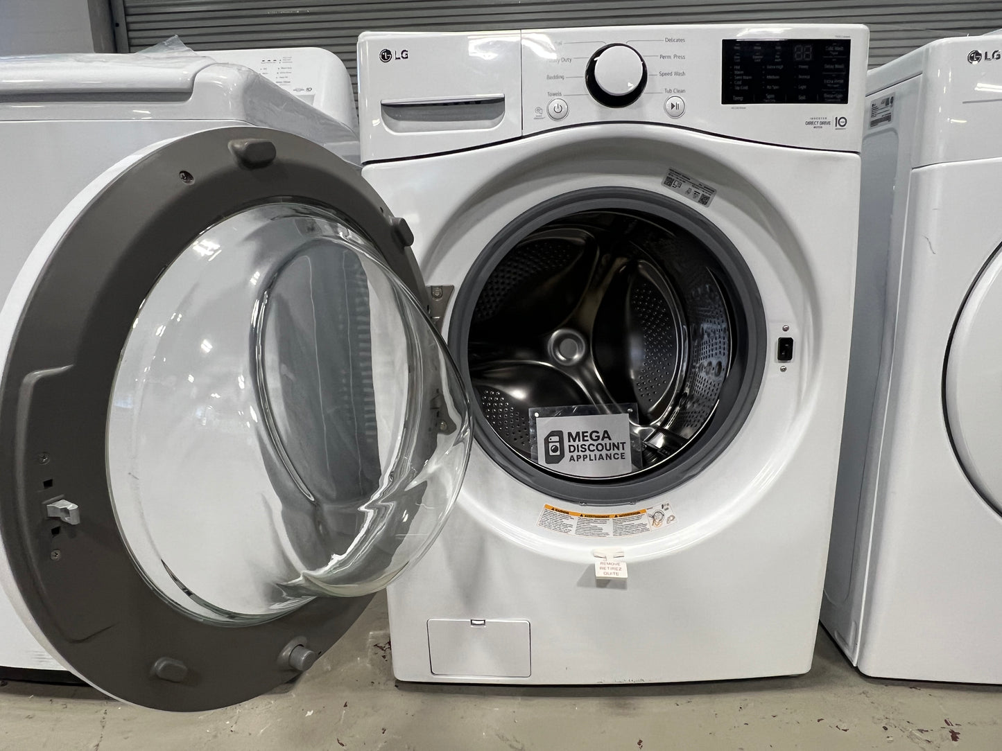 5.0 cu. ft. Mega Capacity Front Load Washer WM3470CW