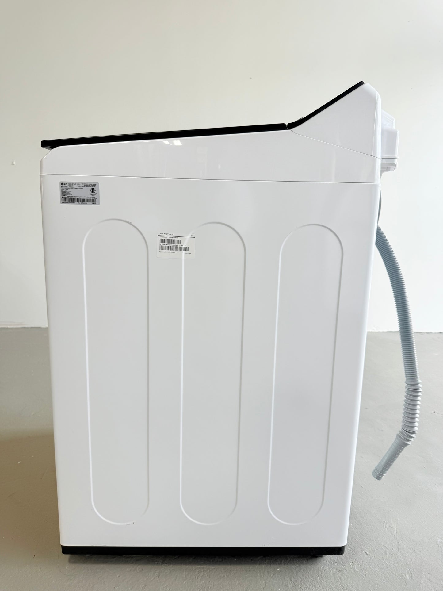 5.5 cu. ft. Mega Capacity Smart Top Load Washer with Impeller, EasyUnload™ & AI Sensing WT8400CW