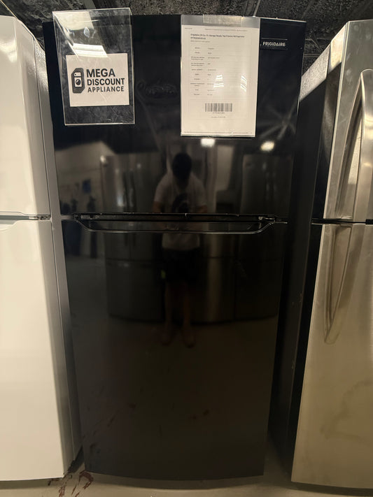 Frigidaire 20 Cu. Ft. Garage Ready Top Freezer Refrigerator FFTR2045VB #2