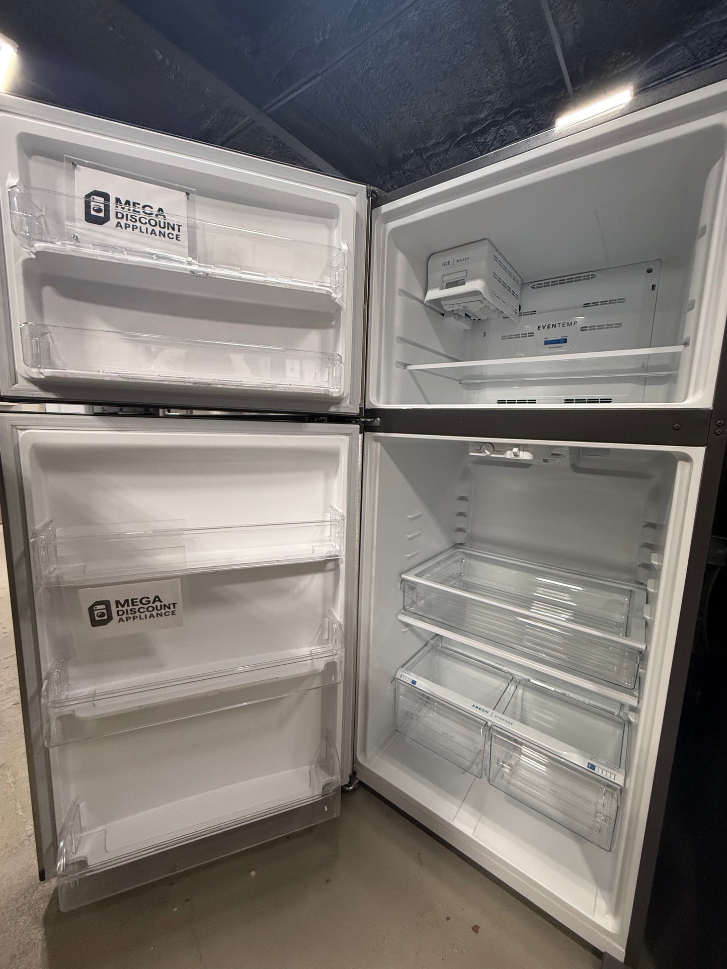Frigidaire 20 Cu. Ft. Garage Ready Top Freezer Refrigerator FFTR2045VS