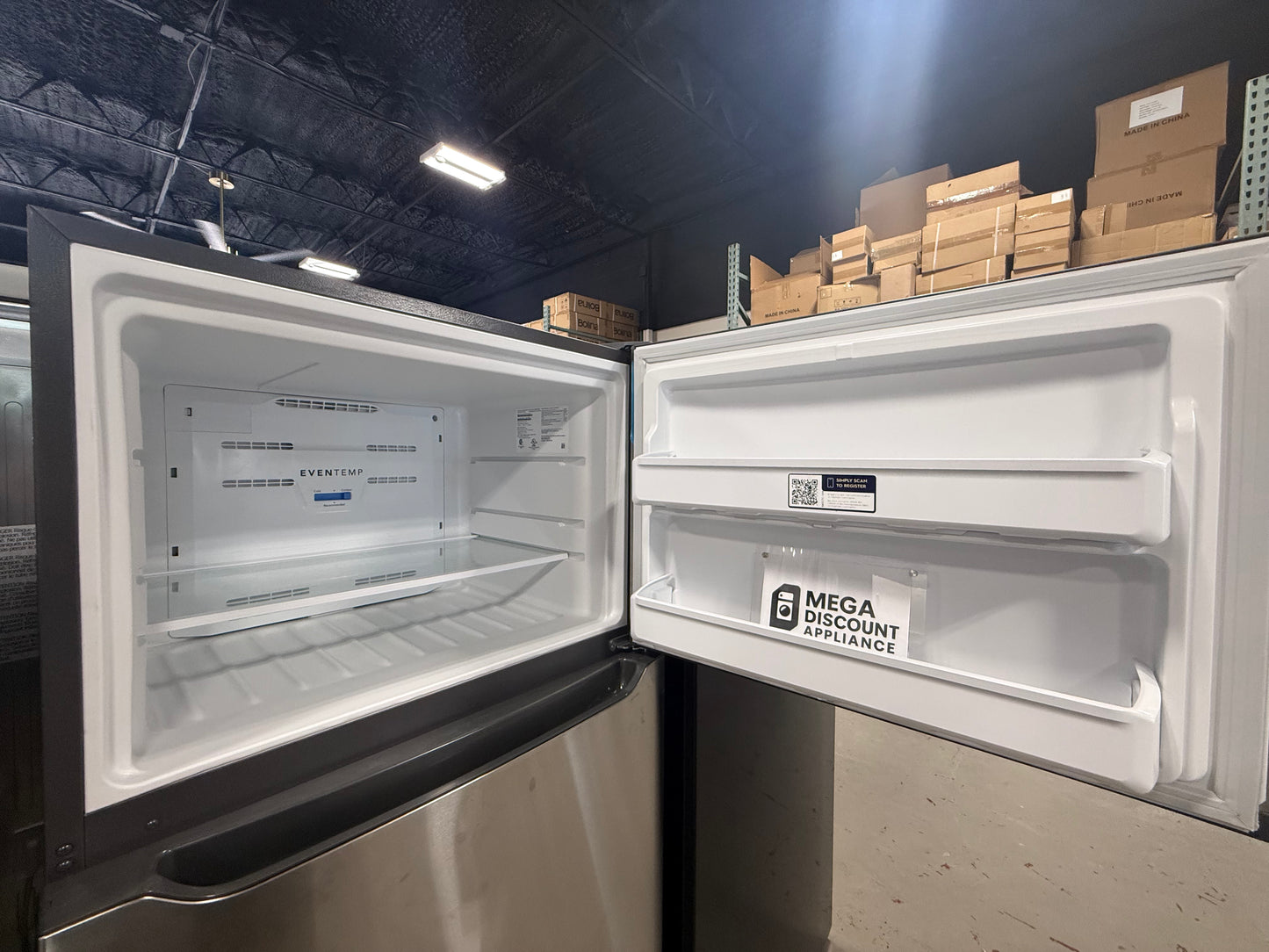 Frigidaire 18 Cu. Ft. Garage Ready Top Freezer Refrigerator FFTR1835VS