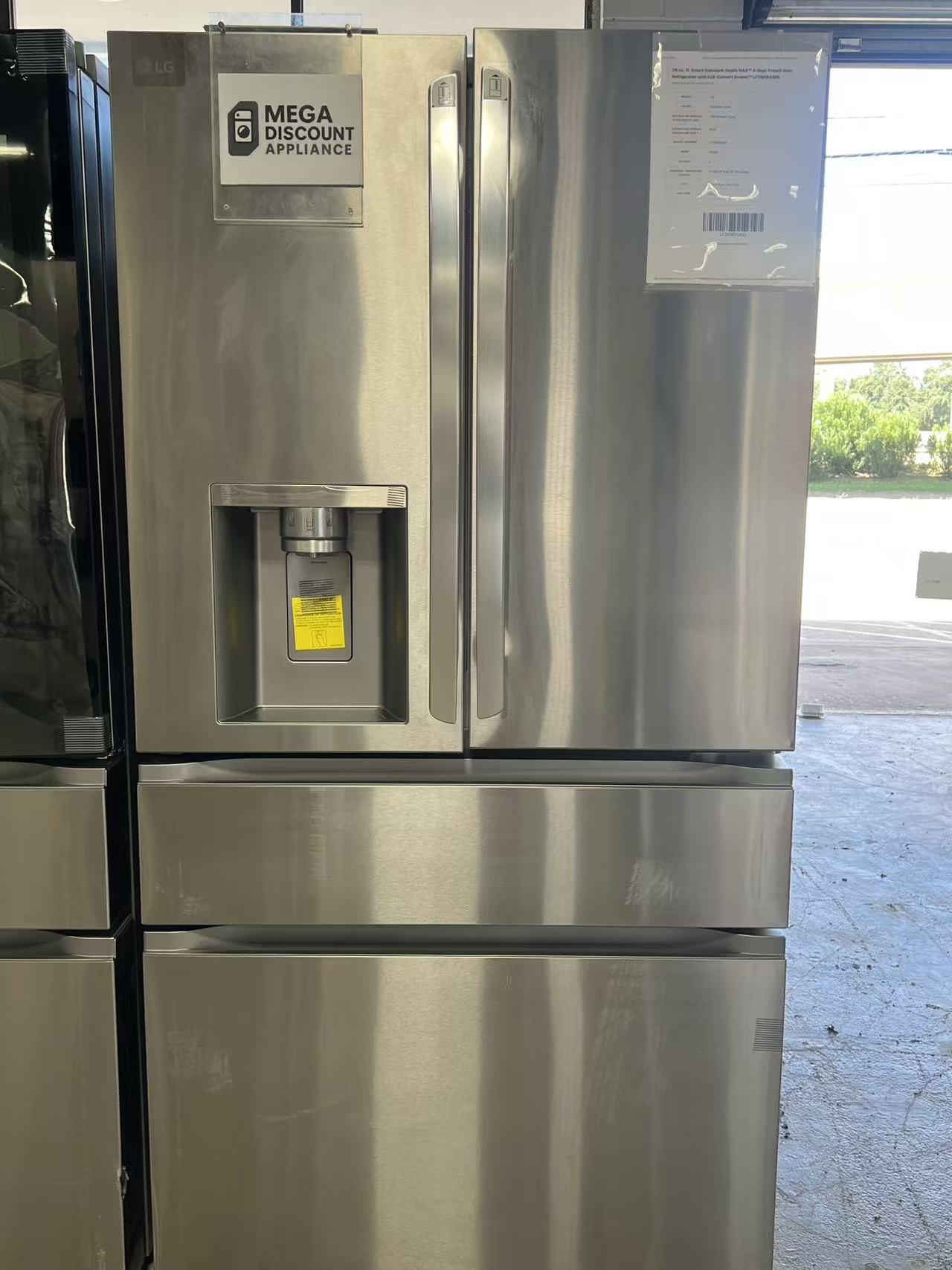 29 cu. ft. Smart Standard-Depth MAX™ 4-Door French Door Refrigerator with Full-Convert Drawer™ LF29H8330S