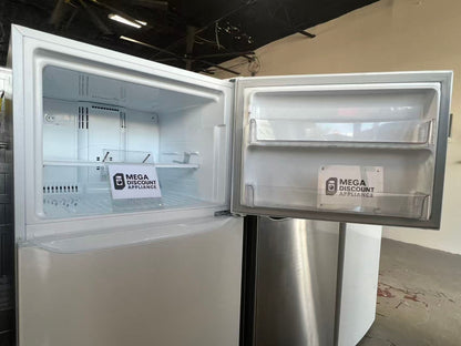 20 cu. ft. Top Freezer Refrigerator LTCS20020W