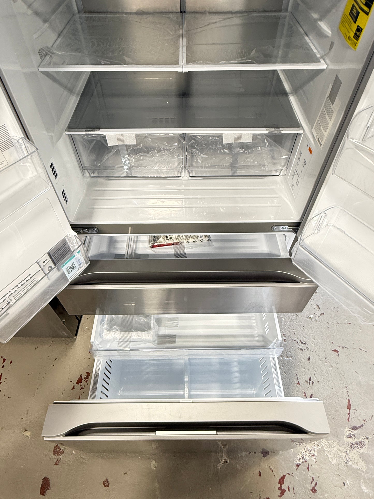 29 cu. ft. Smart Standard-Depth MAX™ 4-Door French Door Refrigerator with Full-Convert Drawer™ LF29H8330S